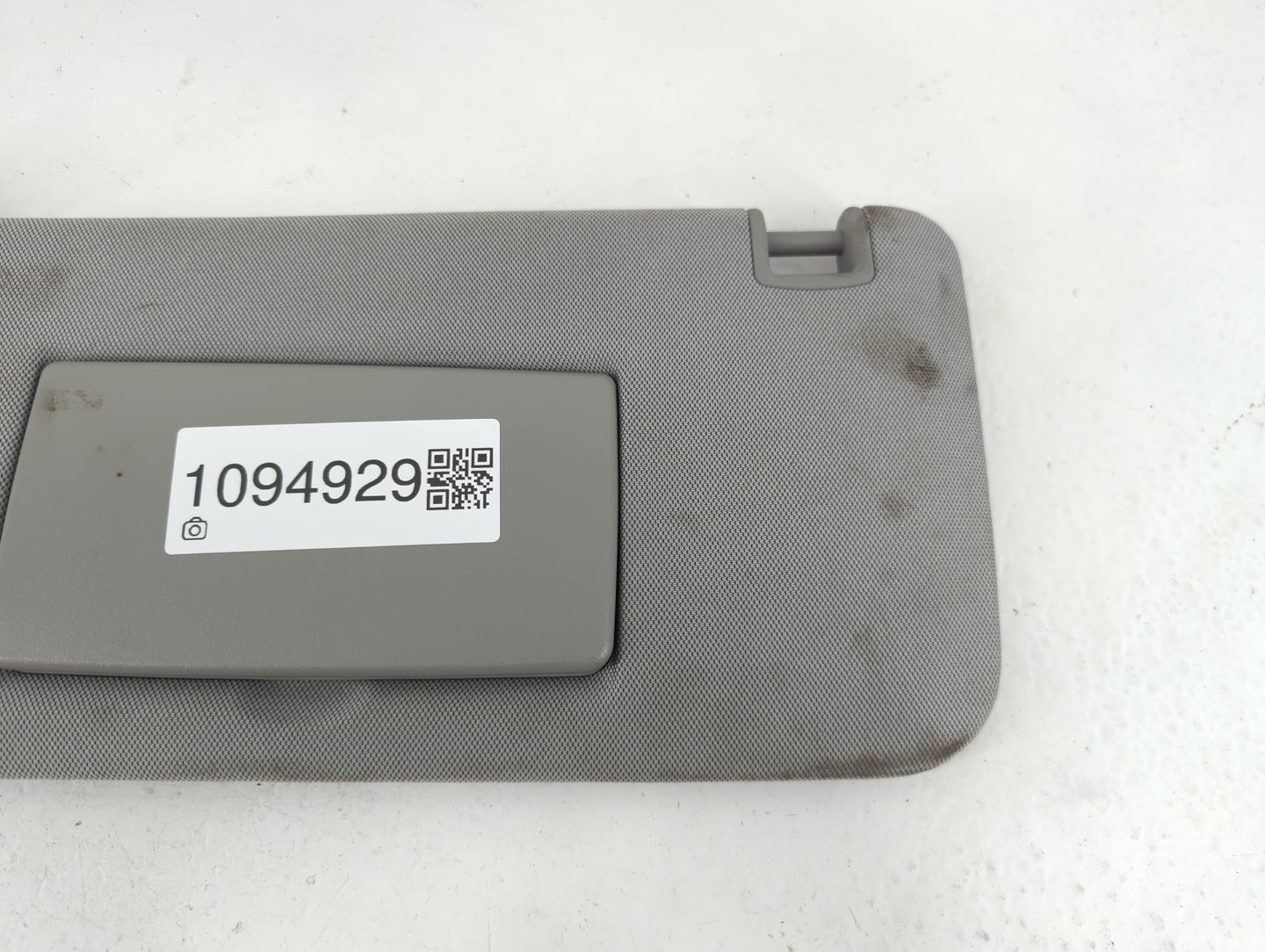 2017-2021 Chevrolet Trax Sun Visor Shade Replacement Driver Left Mirror Fits Fits 2017 2018 2019 2020 2021 OEM Used Auto Par