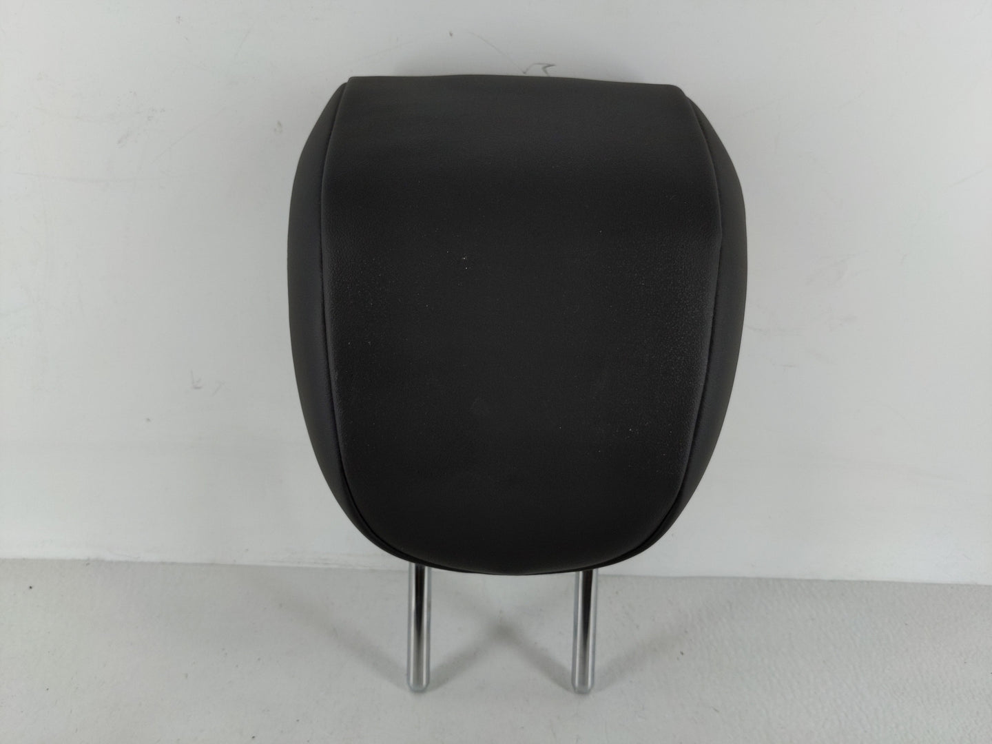 2013-2021 Chevrolet Trax Headrest Head Rest Rear Seat Fits Fits 2013 2014 2015 2016 2017 2018 2019 2020 2021 OEM Used Auto P