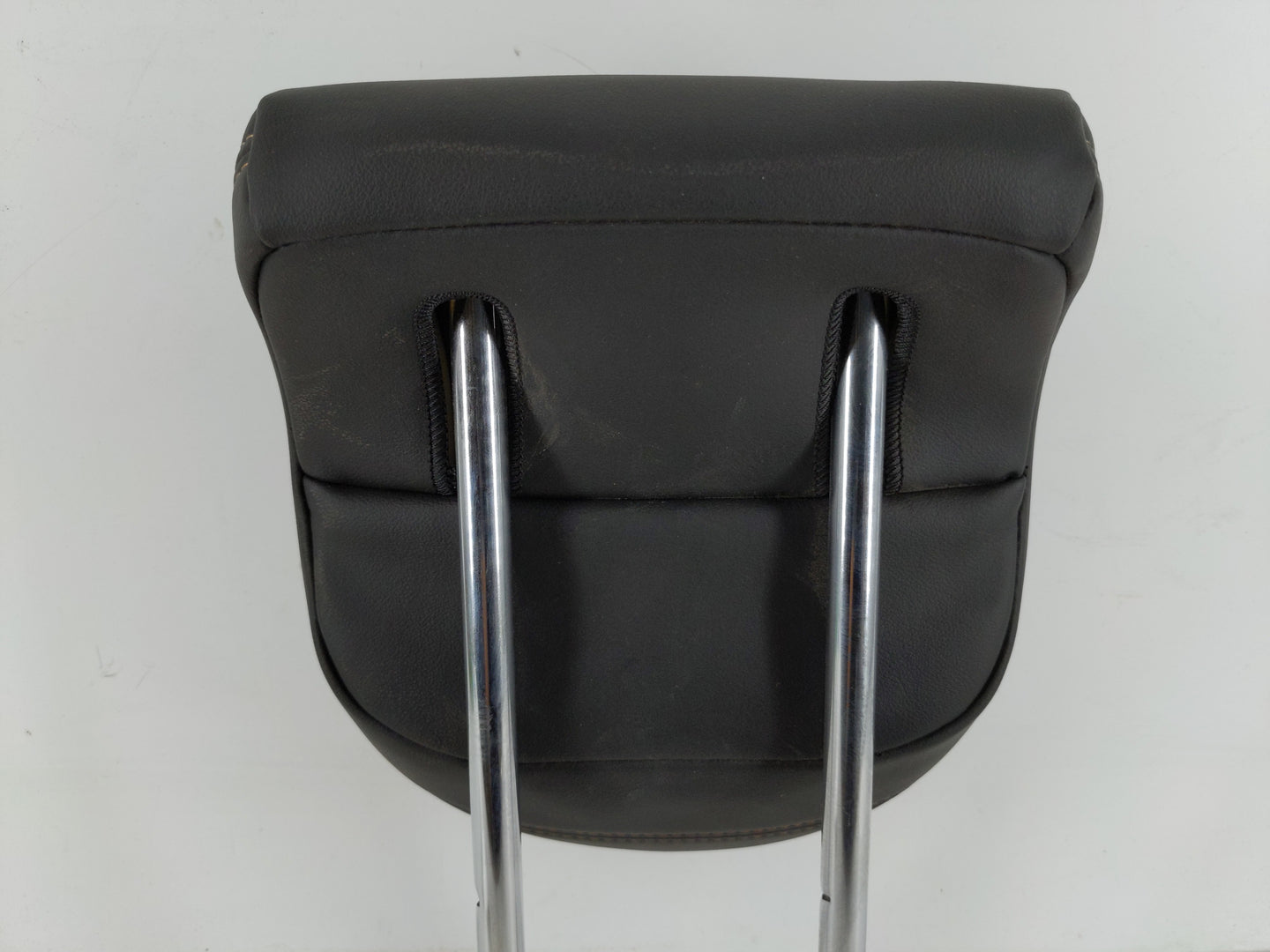 2013-2021 Chevrolet Trax Headrest Head Rest Rear Seat Fits Fits 2013 2014 2015 2016 2017 2018 2019 2020 2021 OEM Used Auto P