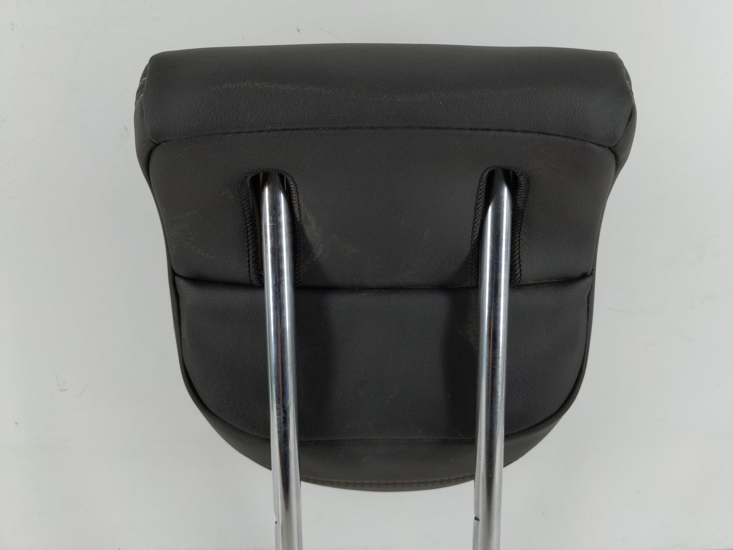 2013-2021 Chevrolet Trax Headrest Head Rest Rear Seat Fits Fits 2013 2014 2015 2016 2017 2018 2019 2020 2021 OEM Used Auto P