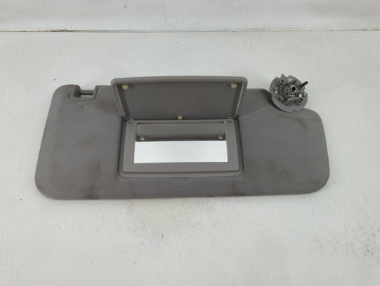 2017-2021 Chevrolet Trax Sun Visor Shade Replacement Passenger Right Mirror Fits Fits 2017 2018 2019 2020 2021 OEM Used Auto