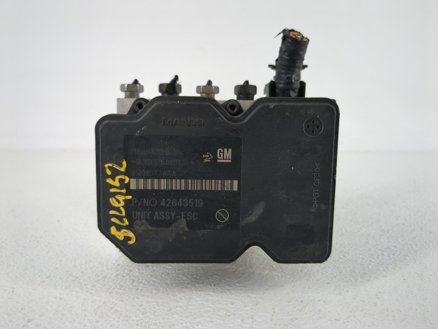 2017-2021 Chevrolet Trax ABS Pump Control Module Replacement P/N:42643519 Fits Fits 2017 2018 2019 2020 2021 OEM Used Auto P