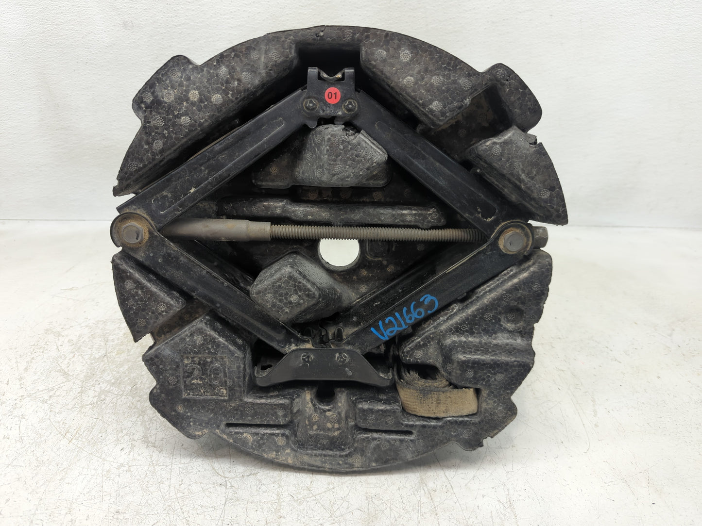 2021 Chevrolet Trax Spare Scissor Car Jack - Oemusedautoparts1.com