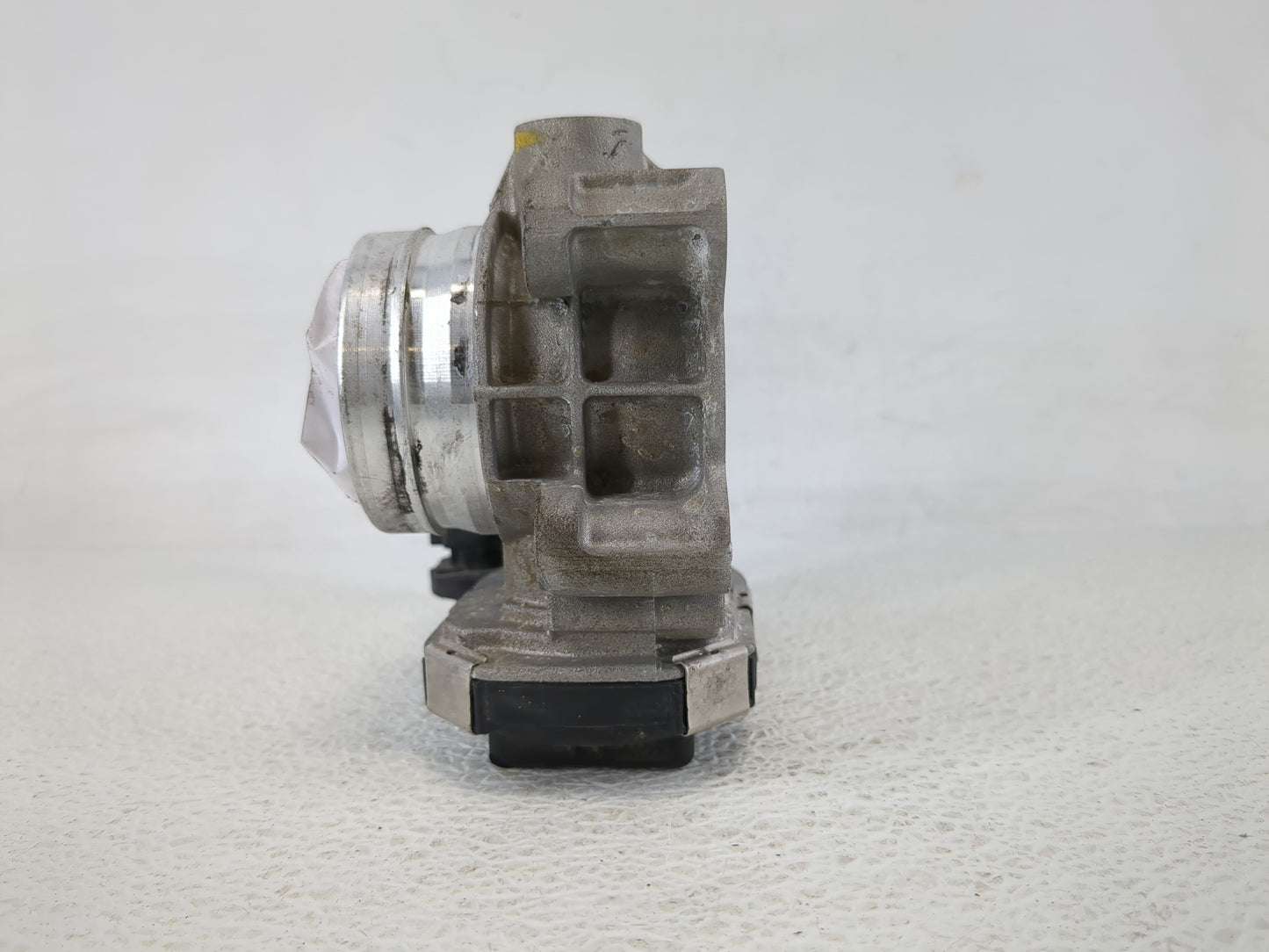 2021 Chevrolet Trax Throttle Body P/N:2420AA12671379AA1473A Fits Fits 2016 2017 2018 2019 2020 2022 OEM Used Auto Parts - Oe