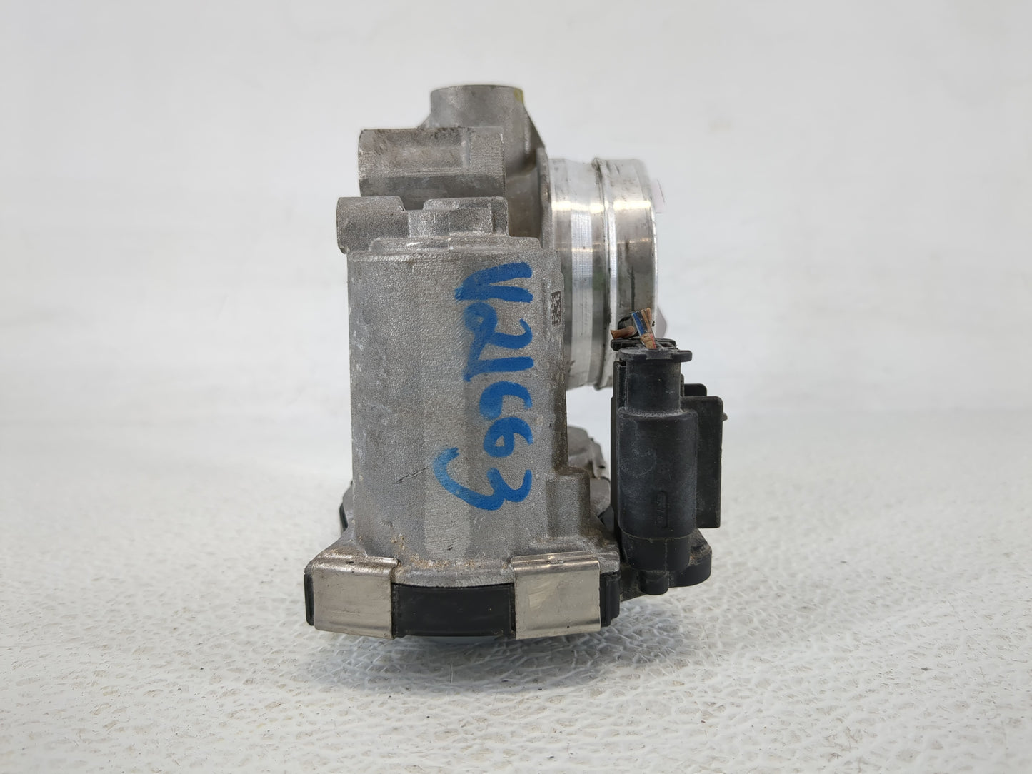 2021 Chevrolet Trax Throttle Body P/N:2420AA12671379AA1473A Fits Fits 2016 2017 2018 2019 2020 2022 OEM Used Auto Parts - Oe