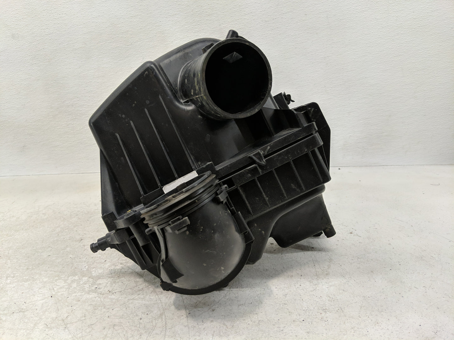2021-2021 Chevrolet Trax Air Cleaner Intake-duct Hose Tube - Oemusedautoparts1.com