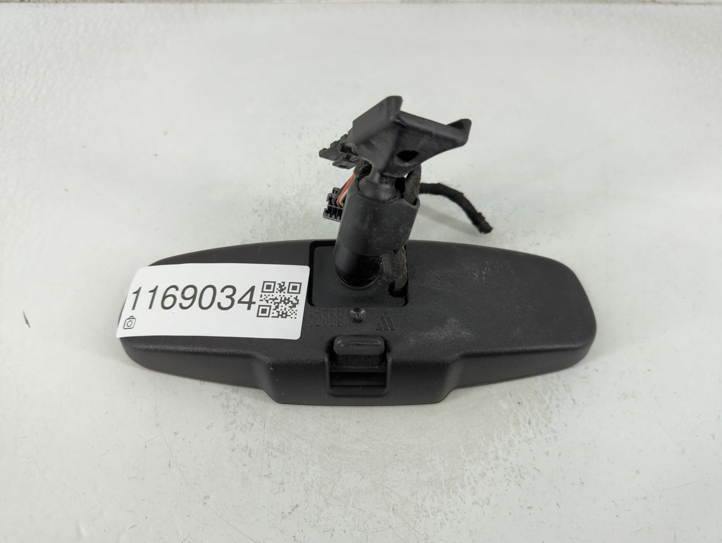 2013-2021 Chevrolet Trax Interior Rear View Mirror Replacement OEM P/N:026391 046391 Fits OEM Used Auto Parts - Oemusedautop