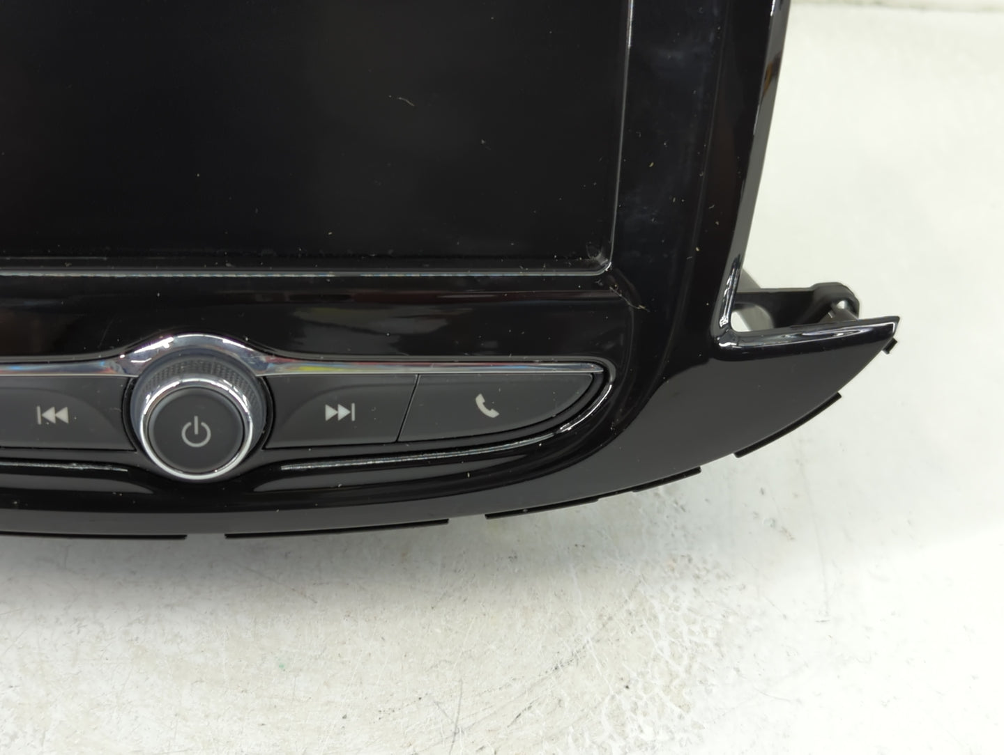 2021 Chevrolet Trax Radio AM FM Cd Player Receiver Replacement P/N:84799510 Fits OEM Used Auto Parts - Oemusedautoparts1.com