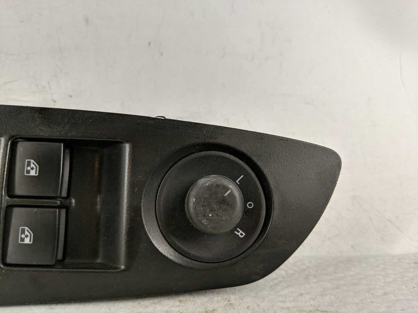 2017-2021 Chevrolet Trax Master Power Window Switch Replacement Driver Side Left P/N:CFL4B Fits Fits 2017 2018 2019 2020 202