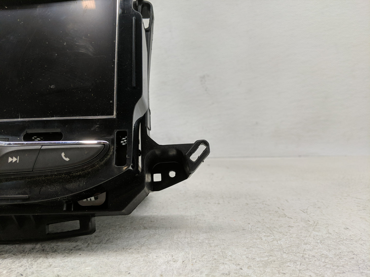 2021 Chevrolet Trax Radio AM FM Cd Player Receiver Replacement P/N:84799510 Fits OEM Used Auto Parts - Oemusedautoparts1.com