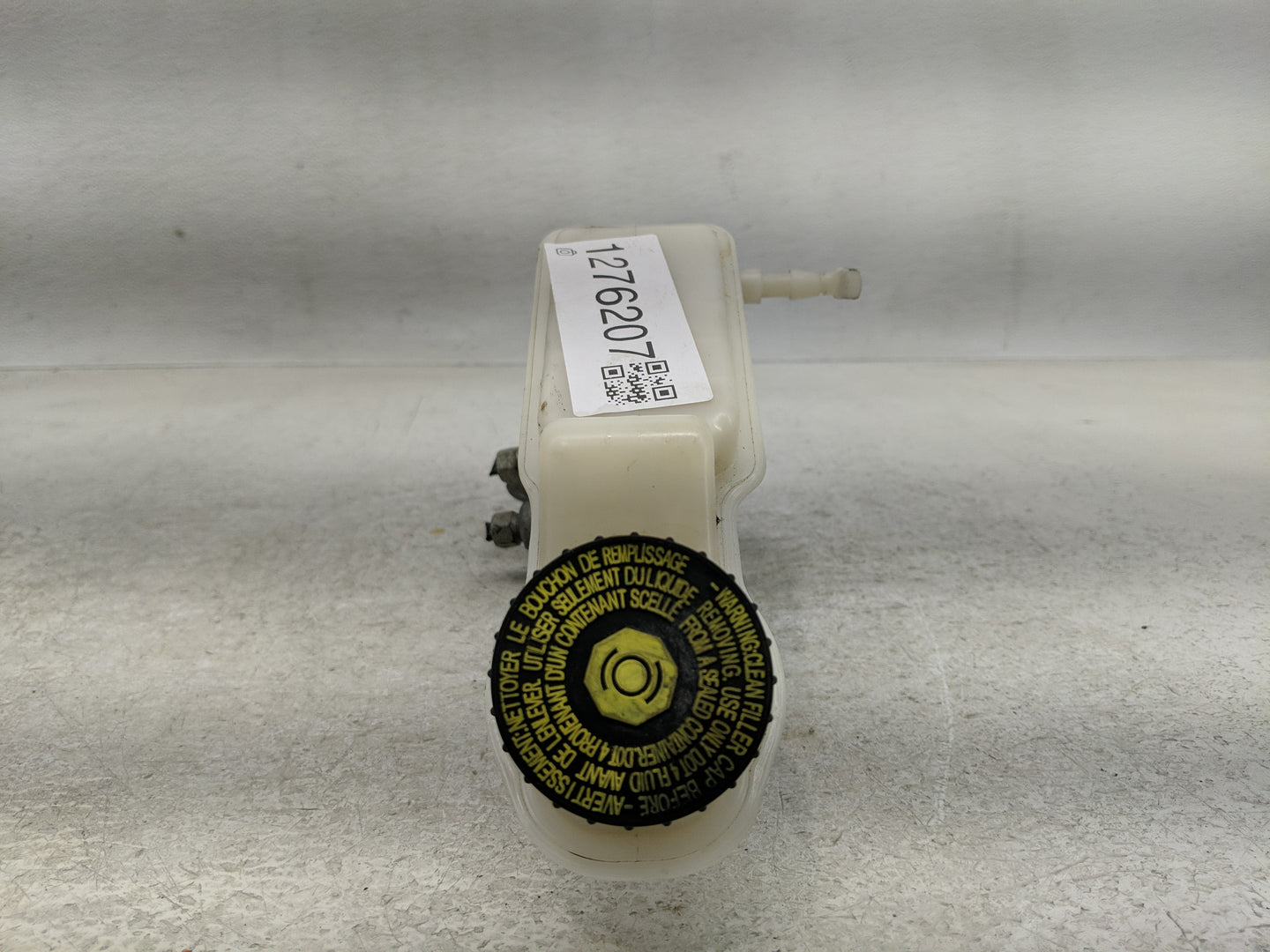 2013-2021 Chevrolet Trax Brake Master Cylinder 1276207 - Oemusedautoparts1.com