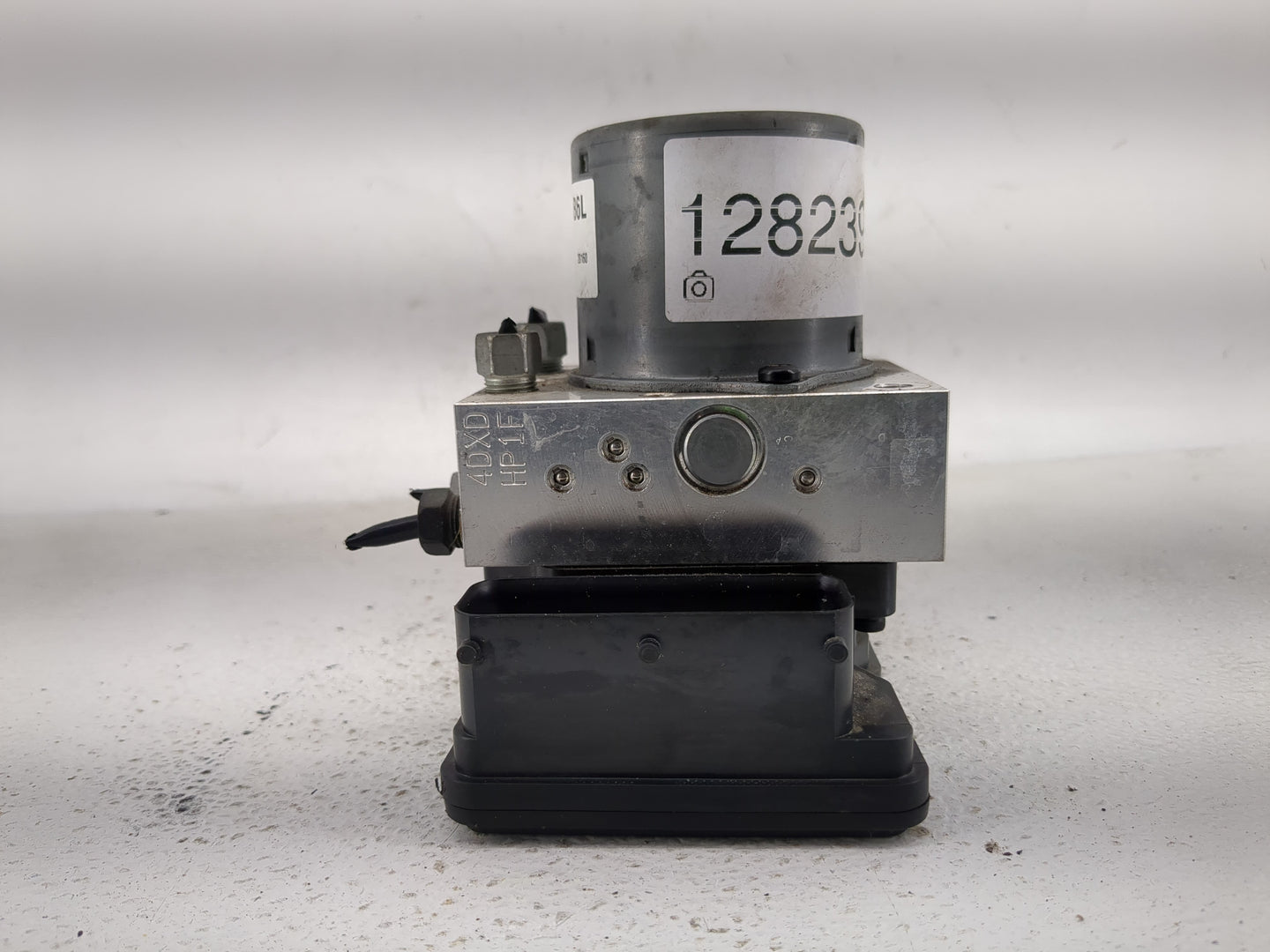 2017-2021 Chevrolet Trax ABS Pump Control Module Replacement P/N:42643519 GSUV ESC Fits Fits 2017 2018 2019 2020 2021 OEM Us