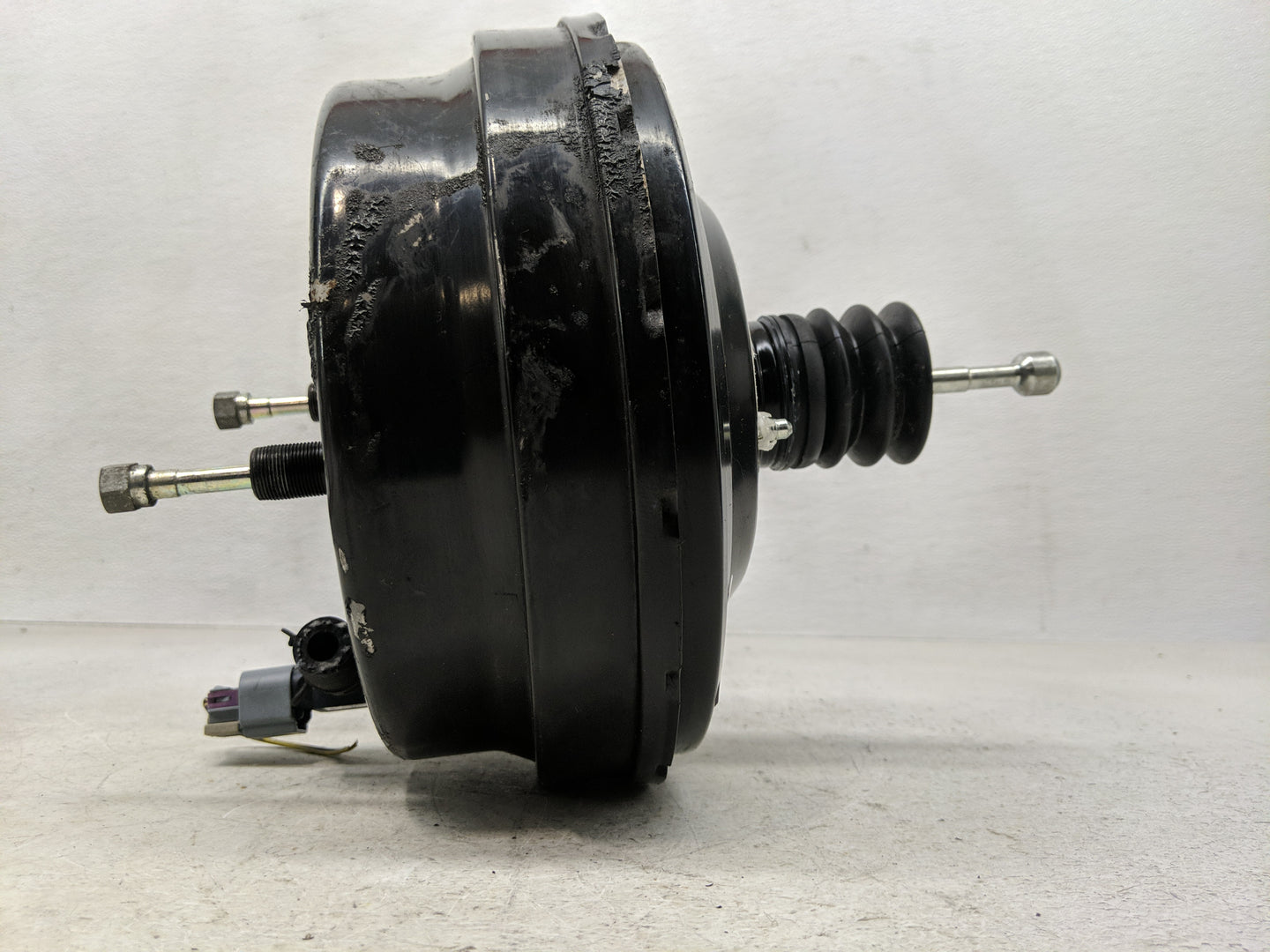 2013-2021 Chevrolet Trax Power Brake Booster Oem - Oemusedautoparts1.com