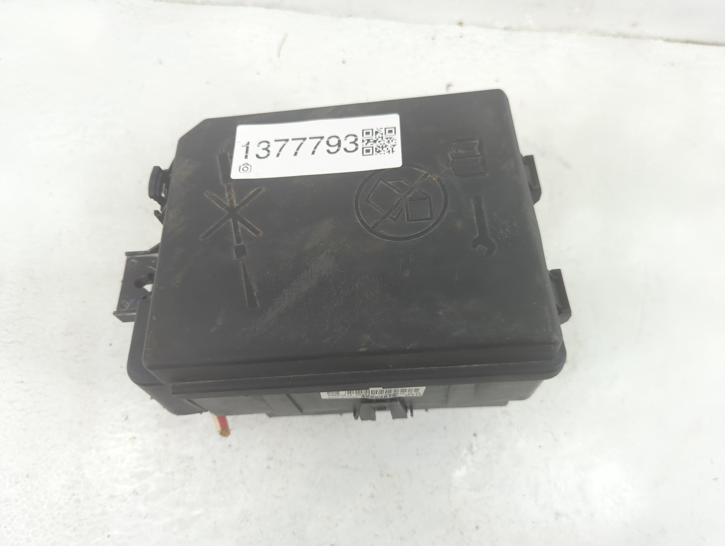 2018-2021 Chevrolet Trax Fusebox Fuse Box Panel Relay Module P/N:42624876 42750630 Fits Fits 2018 2019 2020 2021 OEM Used Au