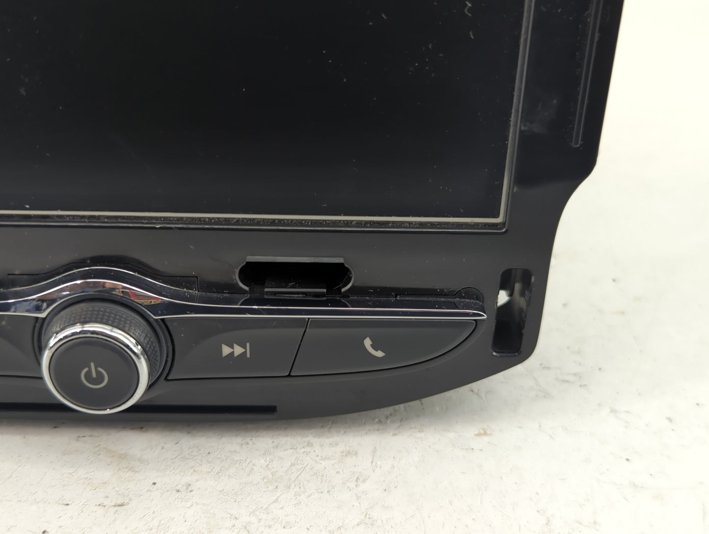 2021 Chevrolet Trax Radio AM FM Cd Player Receiver Replacement P/N:84799510 Fits OEM Used Auto Parts - Oemusedautoparts1.com
