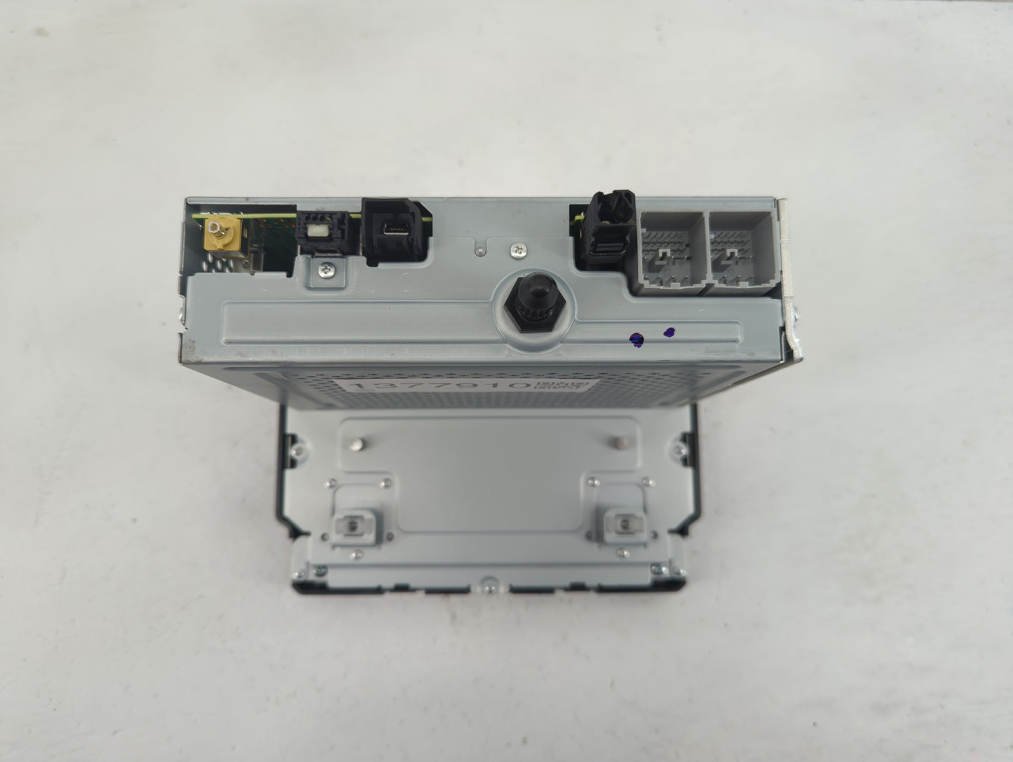 2021 Chevrolet Trax Radio AM FM Cd Player Receiver Replacement P/N:84799510 Fits OEM Used Auto Parts - Oemusedautoparts1.com