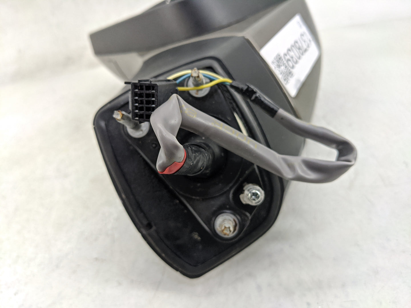 2017-2021 Chevrolet Trax Driver Side View Mirror - Left Door Mirror OEM Used - Oemusedautoparts1.com