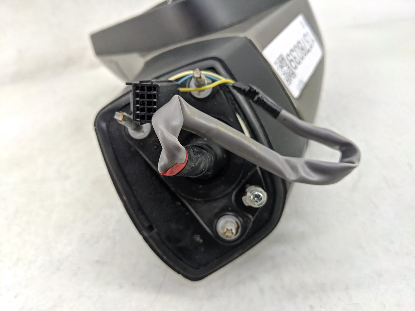 2017-2021 Chevrolet Trax Driver Side View Mirror - Left Door Mirror OEM Used - Oemusedautoparts1.com
