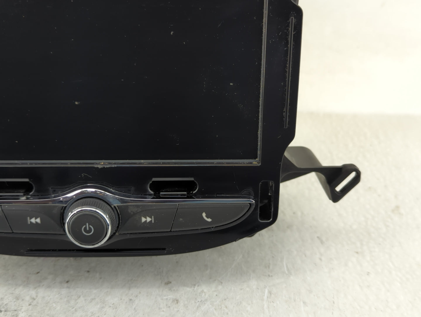 2021 Chevrolet Trax Radio AM FM Cd Player Receiver Replacement P/N:84785809 Fits OEM Used Auto Parts - Oemusedautoparts1.com