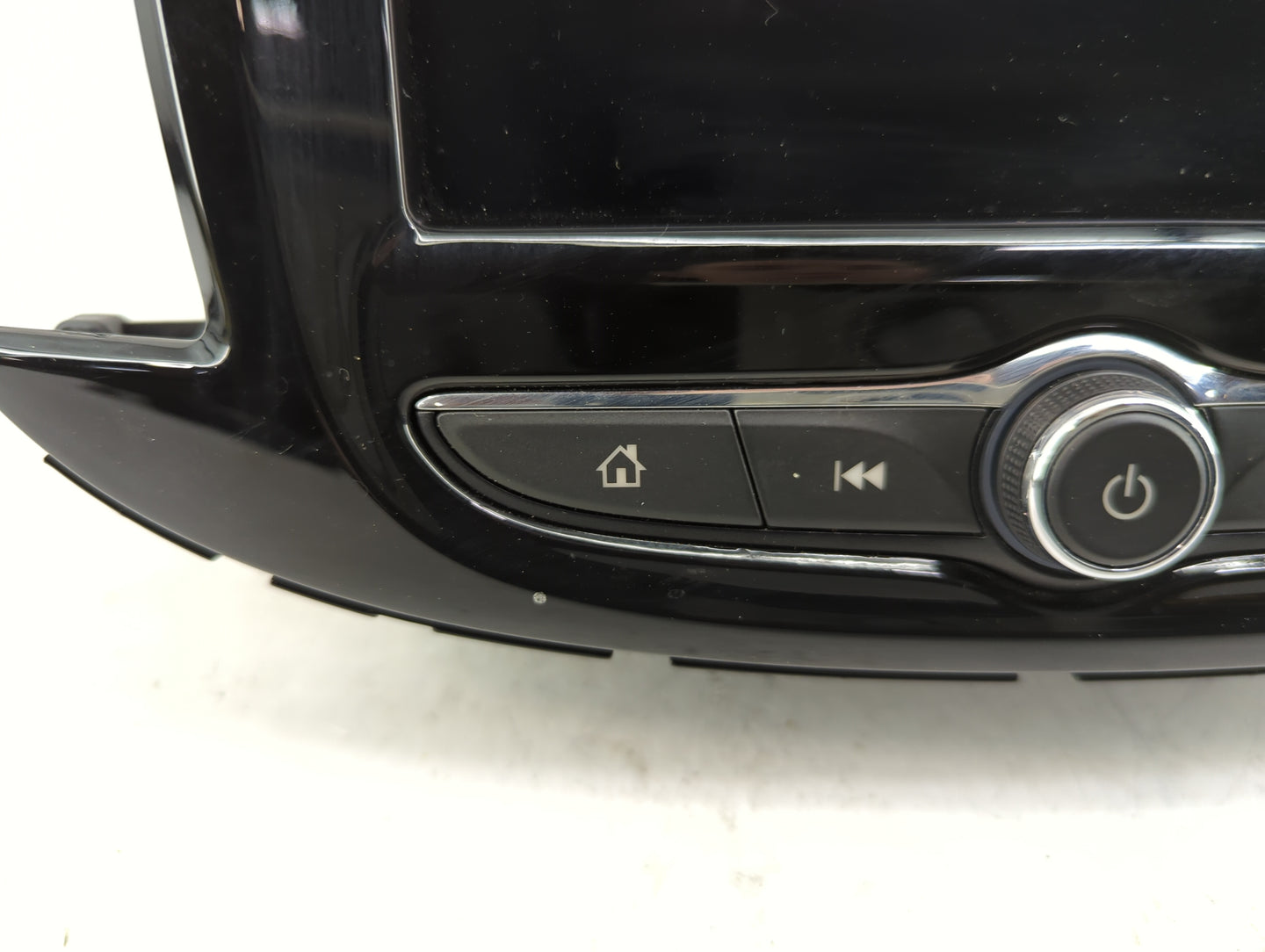 2021-2021 Chevrolet Trax Radio Control Panel - Oemusedautoparts1.com