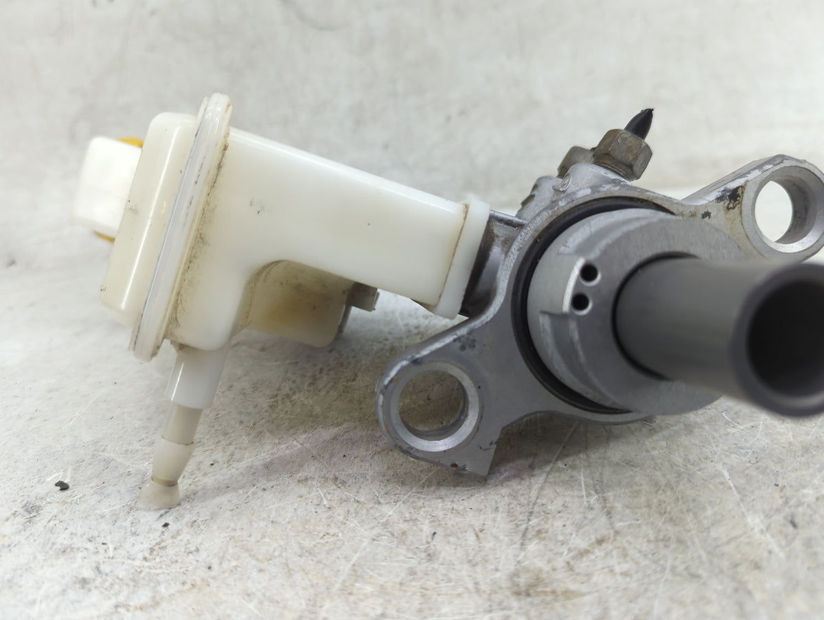 2013-2021 Chevrolet Trax Brake Master Cylinder 1466721 - Oemusedautoparts1.com