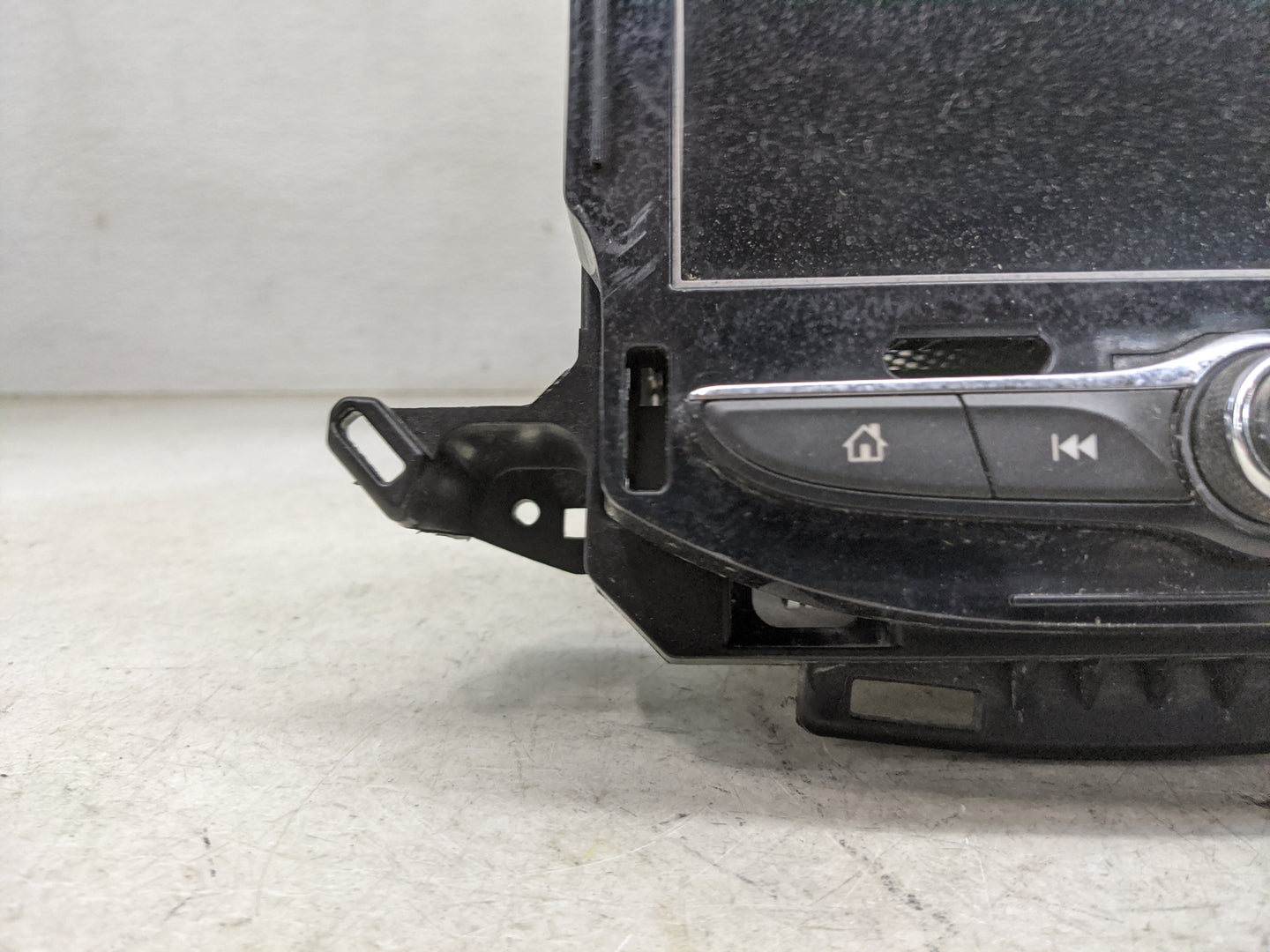 2021 Chevrolet Trax Radio AM FM Cd Player Receiver Replacement P/N:84799510 84252551, FT0108A, 20248-FT0108A, BABFT0108A Fit