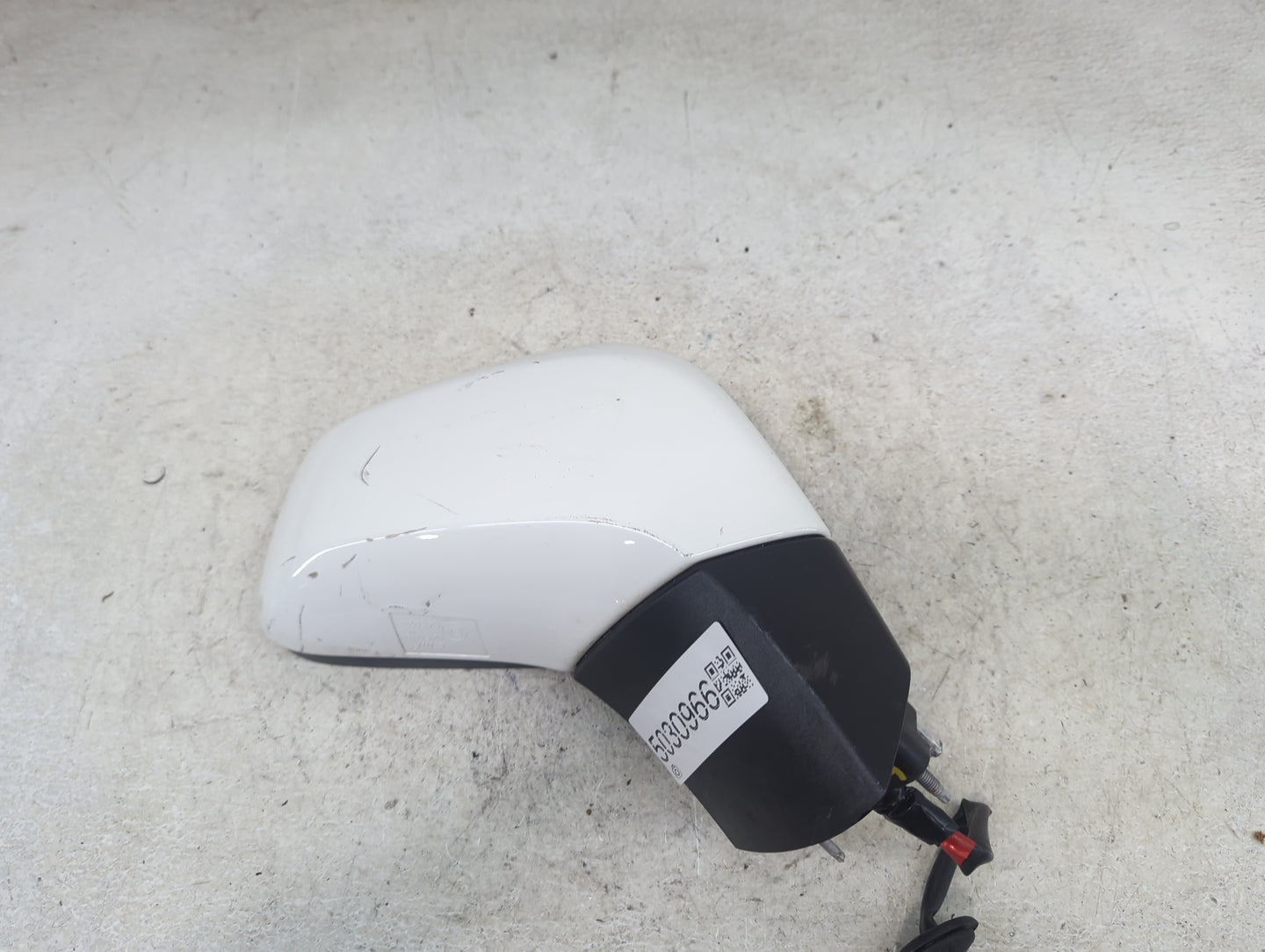 2017-2021 Chevrolet Trax Passenger Side View Mirror - Right Door Mirror OEM Used - Oemusedautoparts1.com