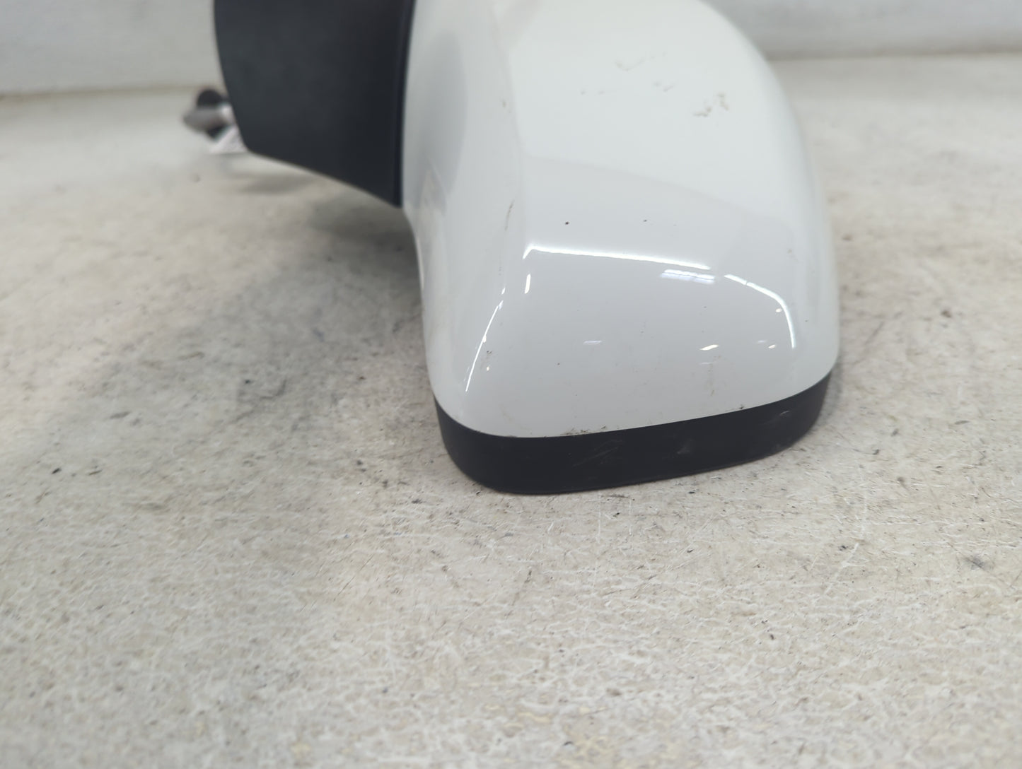 2017-2021 Chevrolet Trax Driver Side View Mirror - Left Door Mirror OEM Used - Oemusedautoparts1.com