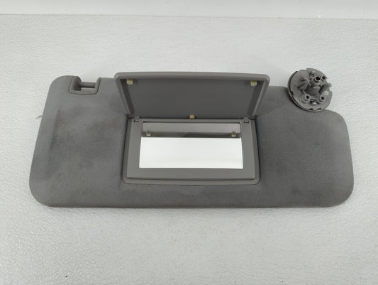 2017-2021 Chevrolet Trax Sun Visor Shade Replacement Passenger Right Mirror Fits Fits 2017 2018 2019 2020 2021 OEM Used Auto