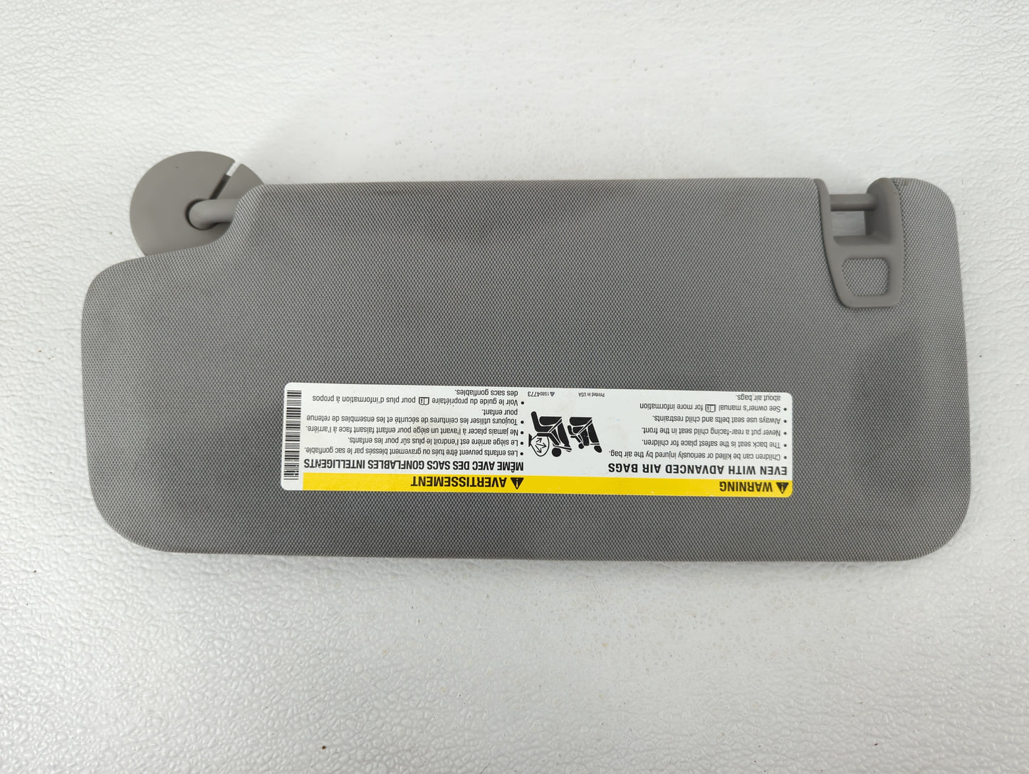 2017-2021 Chevrolet Trax Sun Visor Shade Replacement Passenger Right Mirror Fits Fits 2017 2018 2019 2020 2021 OEM Used Auto