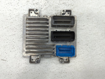 compare product 2017-2021 Chevrolet Trax PCM Engine Control Computer ECU ECM PCU OEM P/N:12692201 12698131 Fits Fits 2017 2018 2019 2020 2021 OEM Used Auto Parts