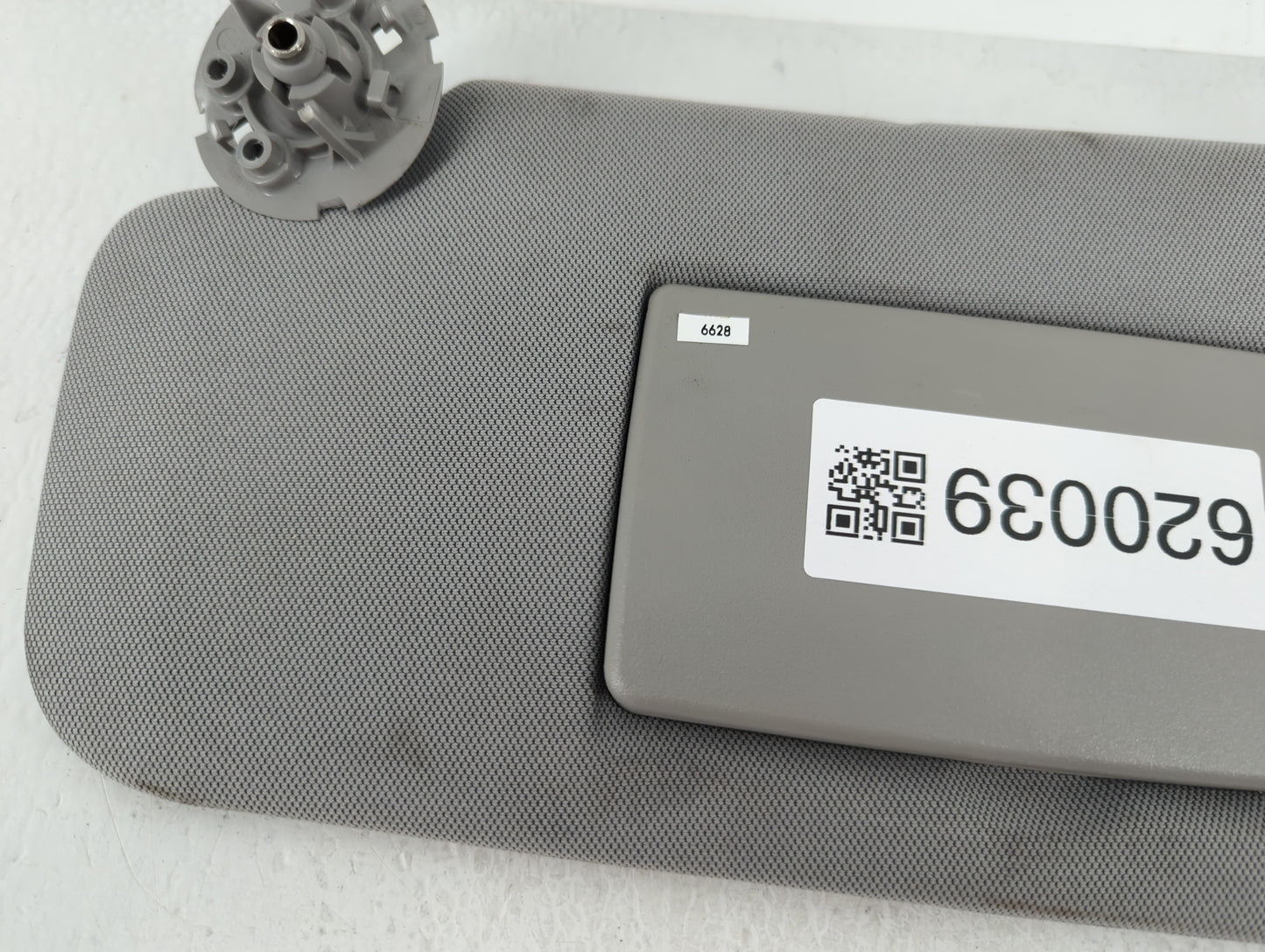 2017-2021 Chevrolet Trax Sun Visor Shade Replacement Driver Left Mirror Fits Fits 2017 2018 2019 2020 2021 OEM Used Auto Par