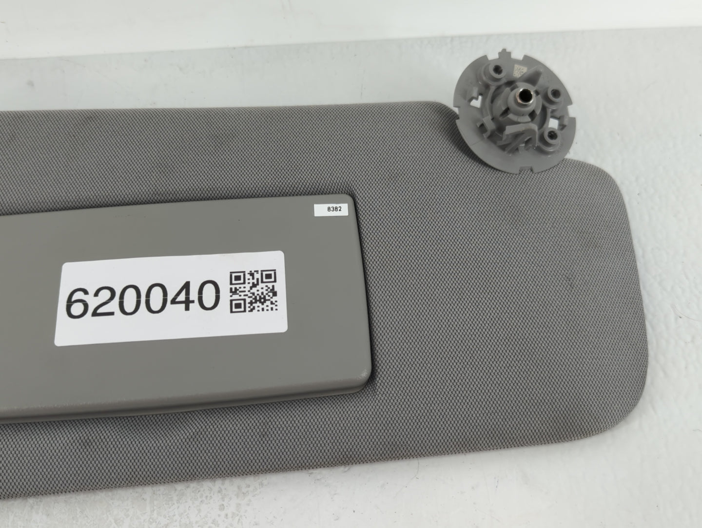 2017-2021 Chevrolet Trax Sun Visor Shade Replacement Passenger Right Mirror Fits Fits 2017 2018 2019 2020 2021 OEM Used Auto