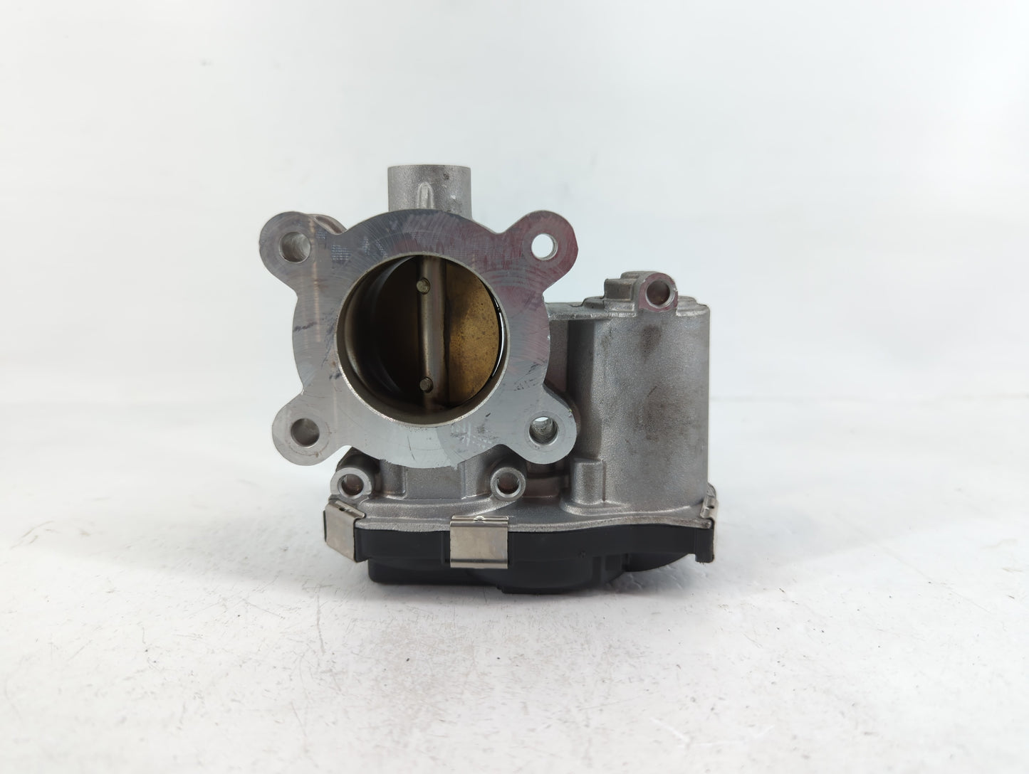 2021 Chevrolet Trax Throttle Body P/N:12671379AA Fits Fits 2016 2017 2018 2019 2020 2022 OEM Used Auto Parts - Oemusedautopa