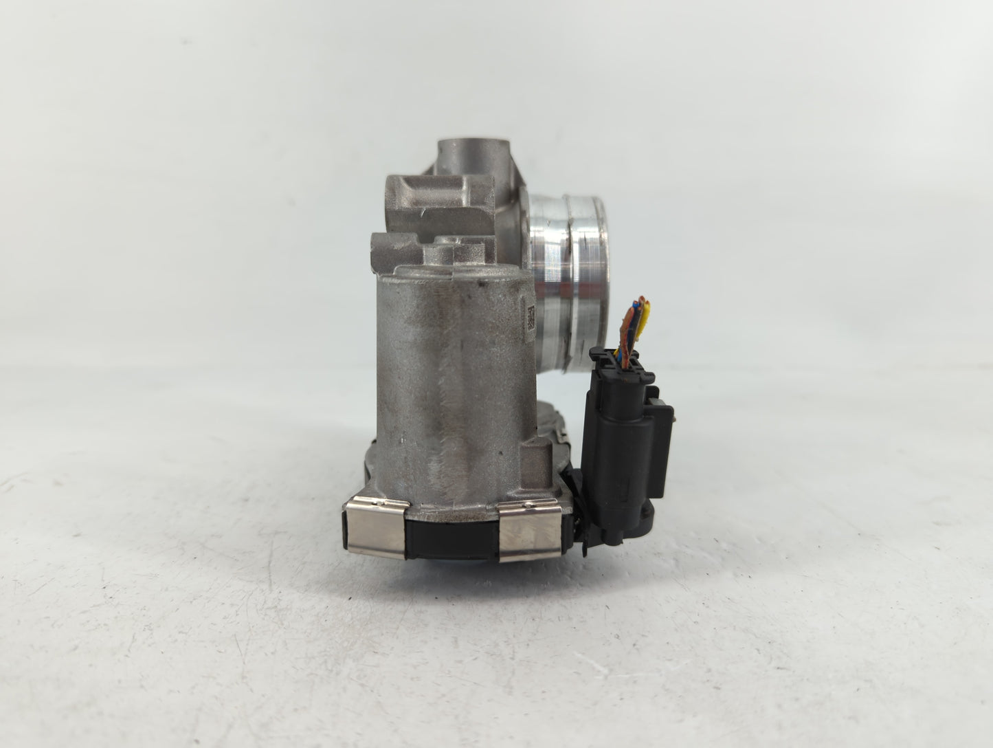2021 Chevrolet Trax Throttle Body P/N:12671379AA Fits Fits 2016 2017 2018 2019 2020 2022 OEM Used Auto Parts - Oemusedautopa