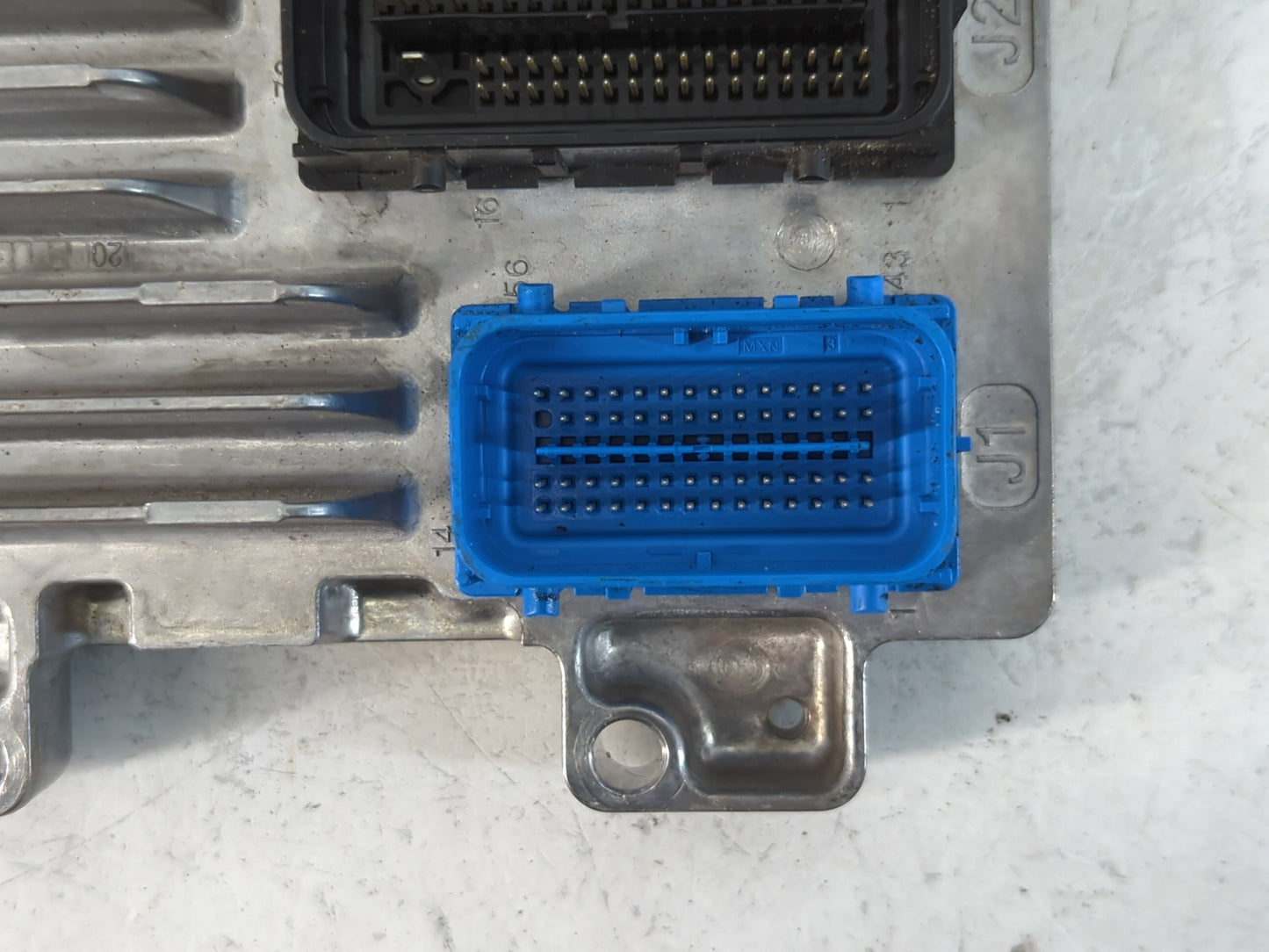2017-2021 Chevrolet Trax PCM Engine Control Computer ECU ECM PCU OEM P/N:12698131 Fits Fits 2017 2018 2019 2020 2021 OEM Use