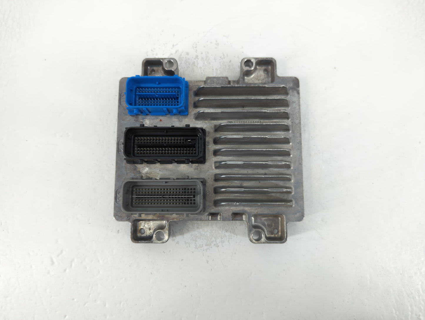 2017-2021 Chevrolet Trax PCM Engine Control Computer ECU ECM PCU OEM P/N:12698131 Fits Fits 2017 2018 2019 2020 2021 OEM Use
