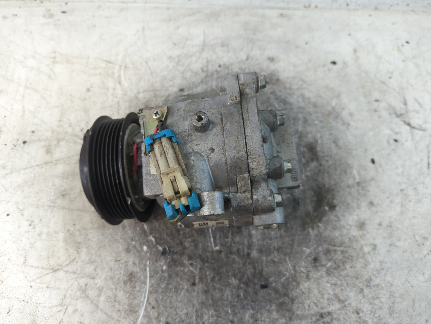 2021 Chevrolet Trax Alternator Replacement Generator Charging Assembly Engine OEM Fits Fits 2005 OEM Used Auto Parts - Oemus