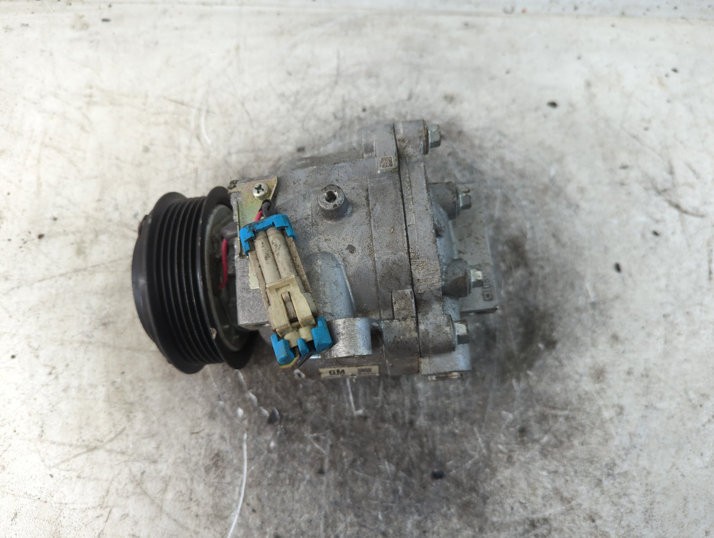 2021 Chevrolet Trax Alternator Replacement Generator Charging Assembly Engine OEM Fits Fits 2005 OEM Used Auto Parts - Oemus