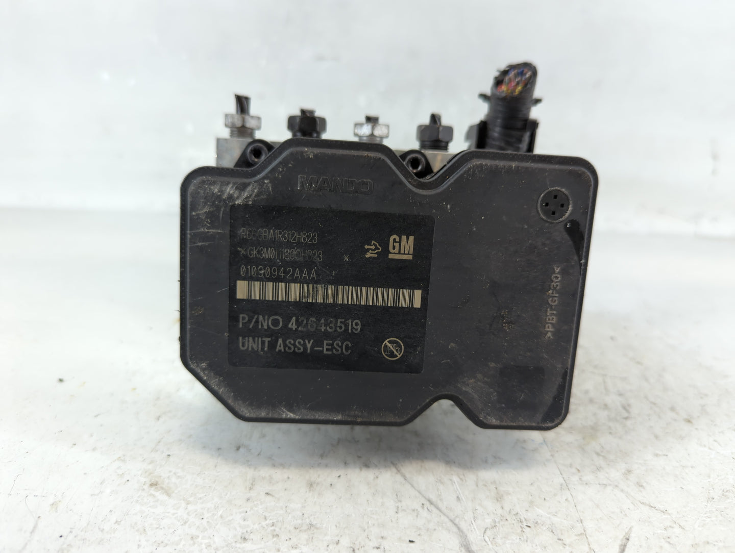 2017-2021 Chevrolet Trax ABS Pump Control Module Replacement P/N:42643519 Fits Fits 2017 2018 2019 2020 2021 OEM Used Auto P