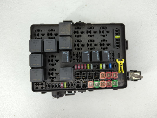 2021 Chrysler 300 Fusebox Fuse Box Panel Relay Module P/N:P68498666AA Fits OEM Used Auto Parts