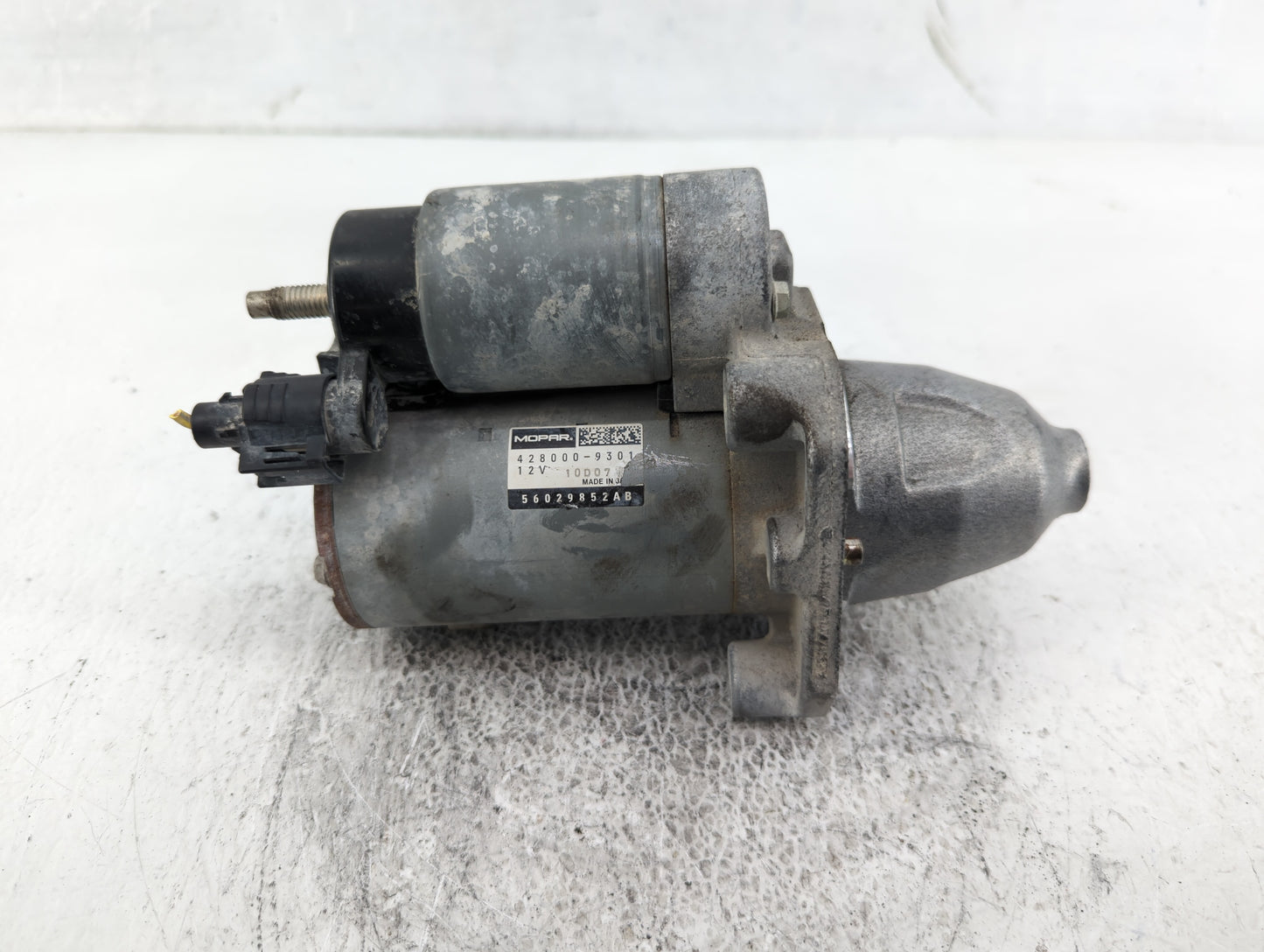 2017-2022 Chrysler 300 Car Starter Motor Solenoid OEM P/N:56029852AB 428000-9301 Fits OEM Used Auto Parts - Oemusedautoparts