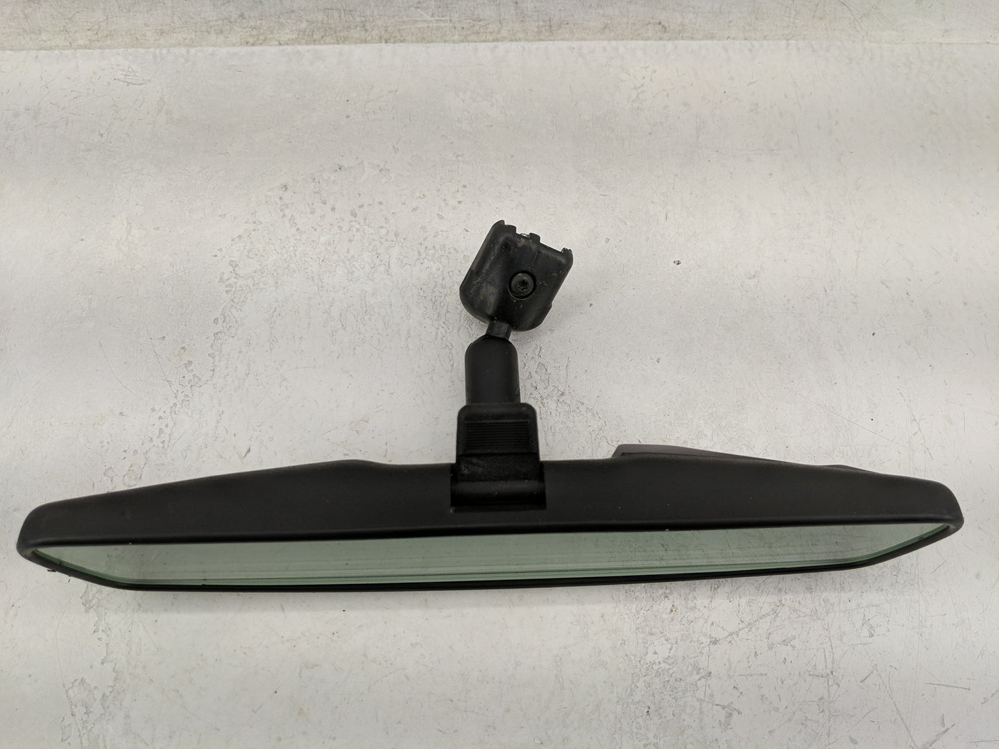 2018-2022 Chrysler Pacifica Interior Rear View Mirror Replacement OEM P/N:04696545AB Fits Fits 2018 2019 2020 2021 2022 OEM 
