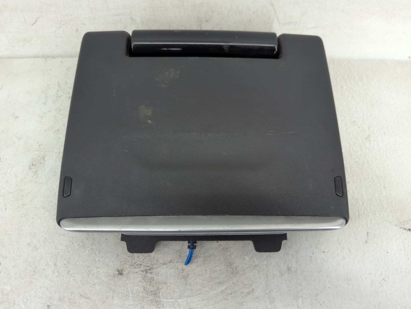 2021 Chrysler Pacifica Radio AM FM Cd Player Receiver Replacement P/N:5MH00DX9AC Fits OEM Used Auto Parts - Oemusedautoparts