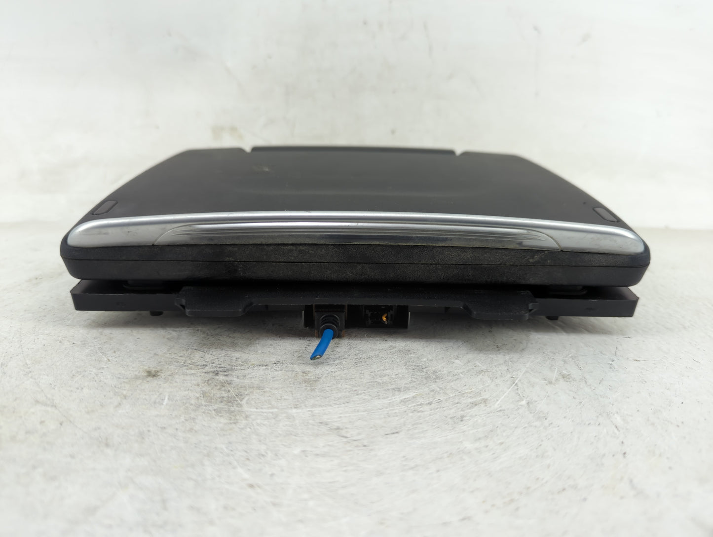2021 Chrysler Pacifica Radio AM FM Cd Player Receiver Replacement P/N:5MH00DX9AC Fits OEM Used Auto Parts - Oemusedautoparts