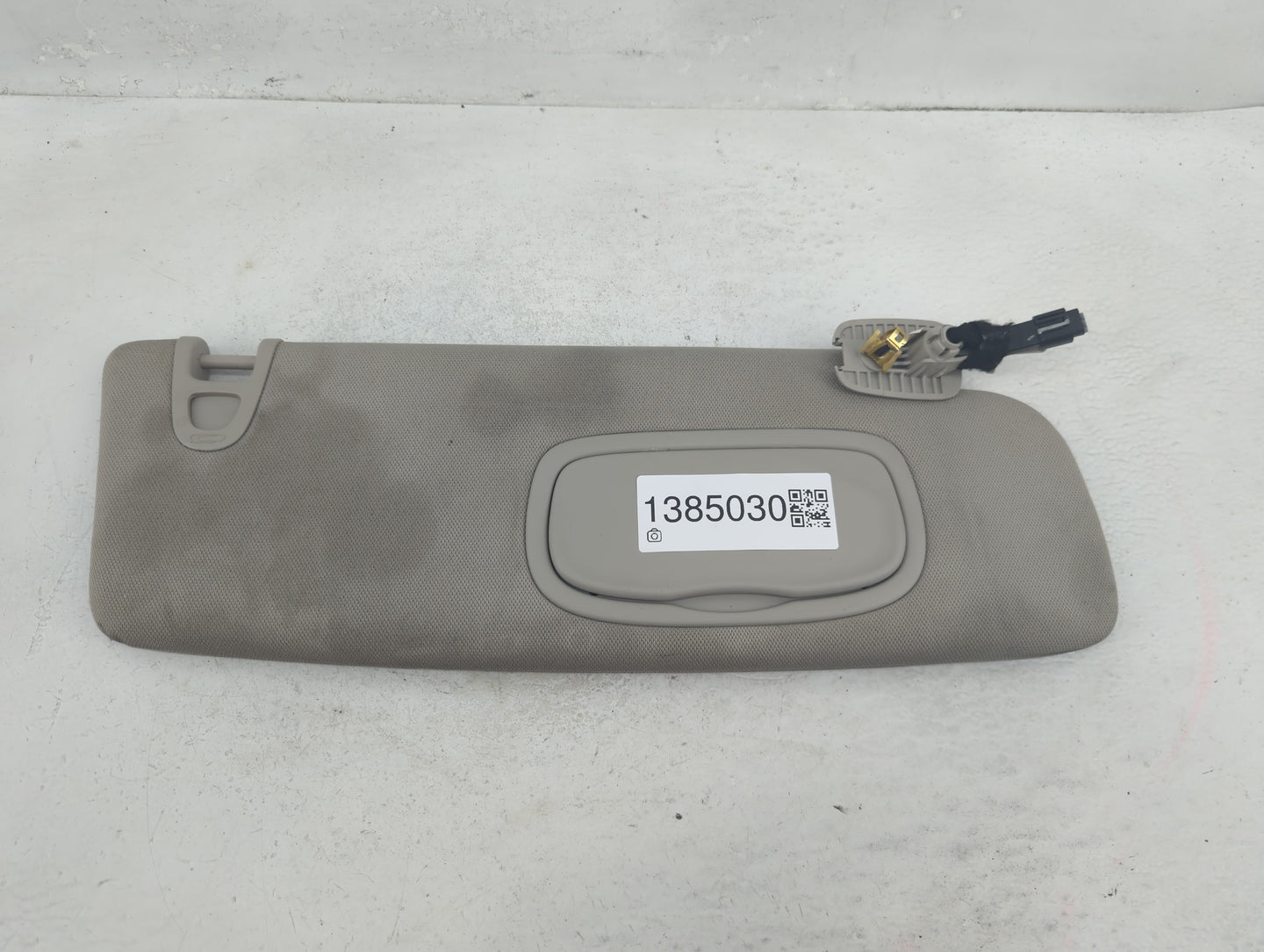 2021-2022 Chrysler Pacifica Sun Visor Shade Replacement Passenger Right Mirror Fits Fits 2021 2022 OEM Used Auto Parts - Oem