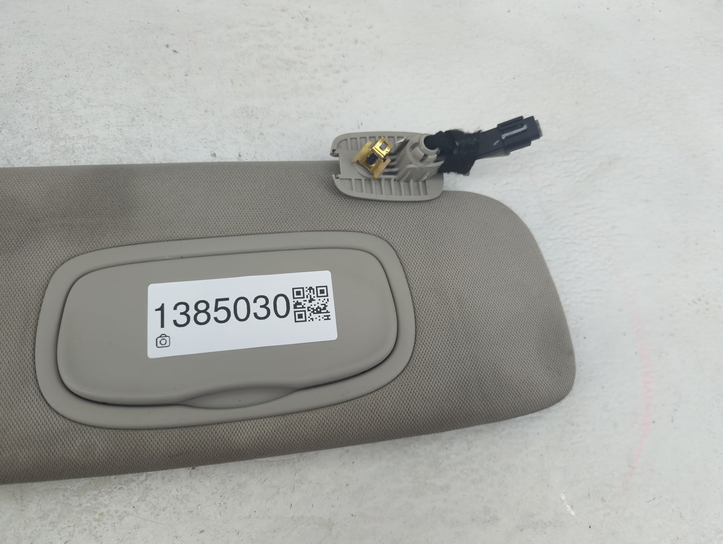 2021-2022 Chrysler Pacifica Sun Visor Shade Replacement Passenger Right Mirror Fits Fits 2021 2022 OEM Used Auto Parts - Oem