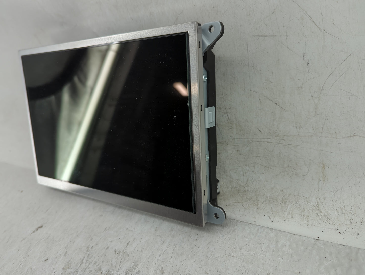2021-2022 Chrysler Pacifica Information Display Screen - Oemusedautoparts1.com