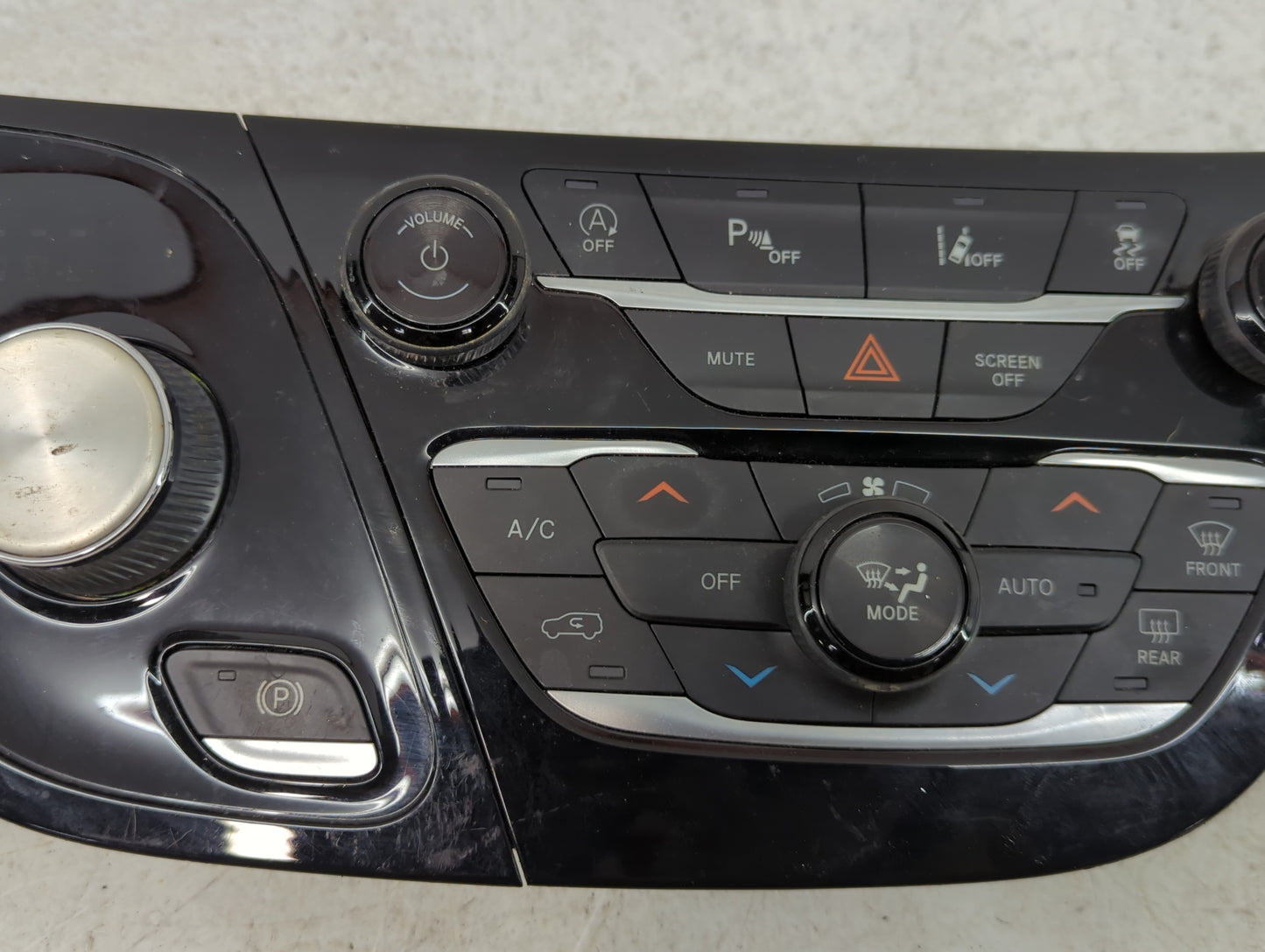 2021-2022 Chrysler Pacifica Climate Control Module Temperature AC/Heater Replacement P/N:P6XY191X8AA Fits Fits 2021 2022 OEM