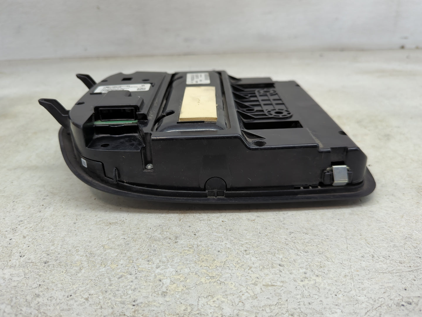 2021 Chrysler Pacifica Overhead Roof Console - Oemusedautoparts1.com